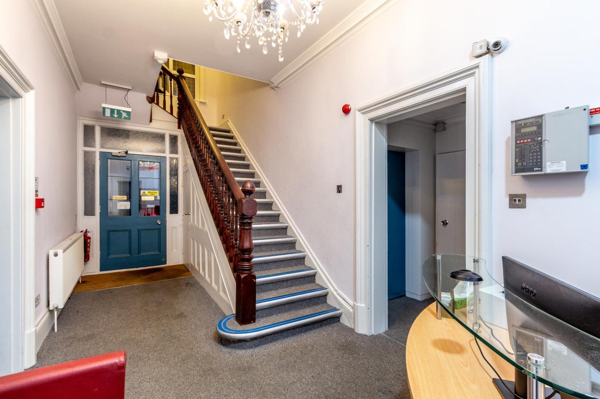 London Gatwick Inn Exteriör bild