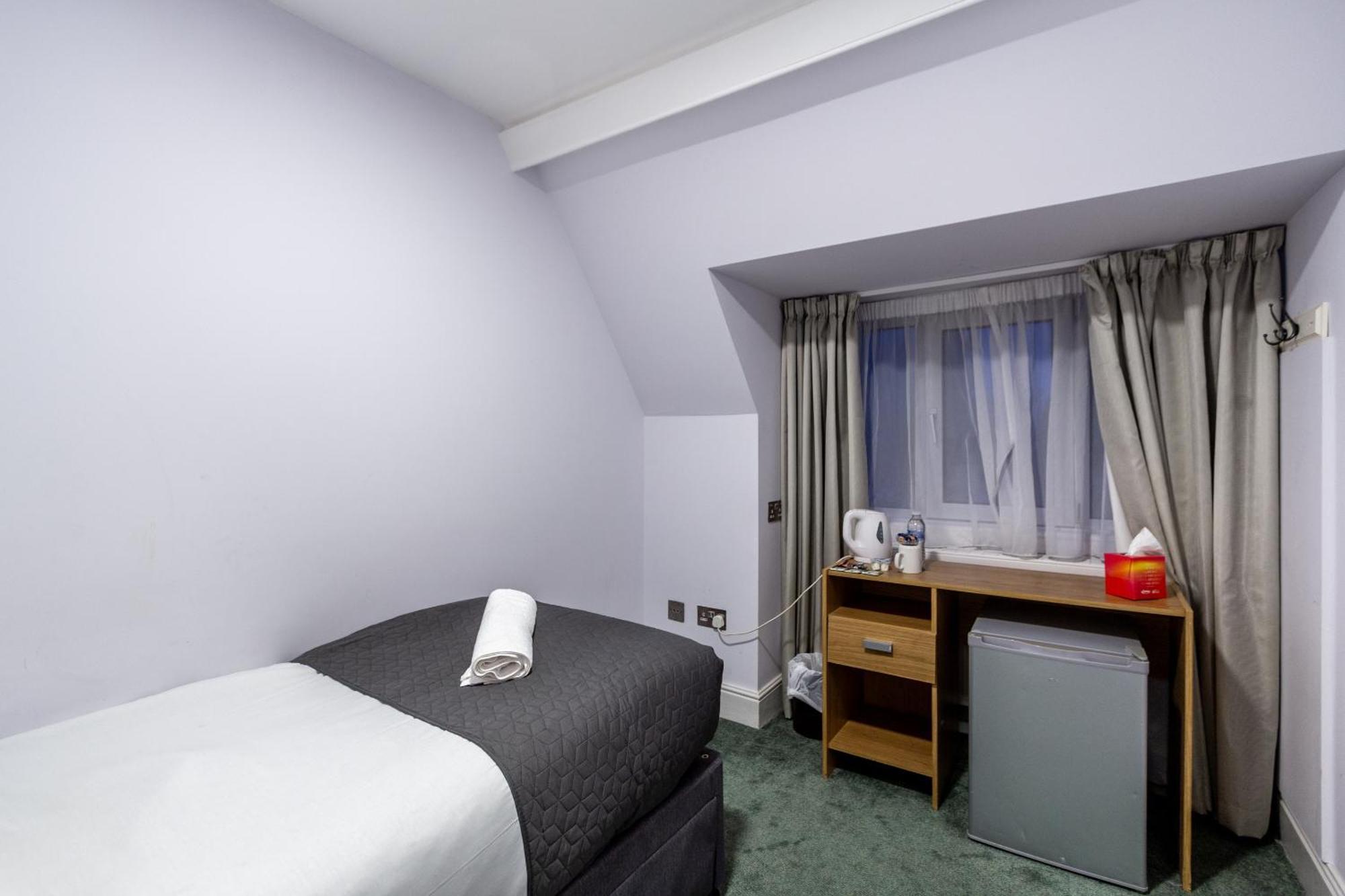 London Gatwick Inn Exteriör bild