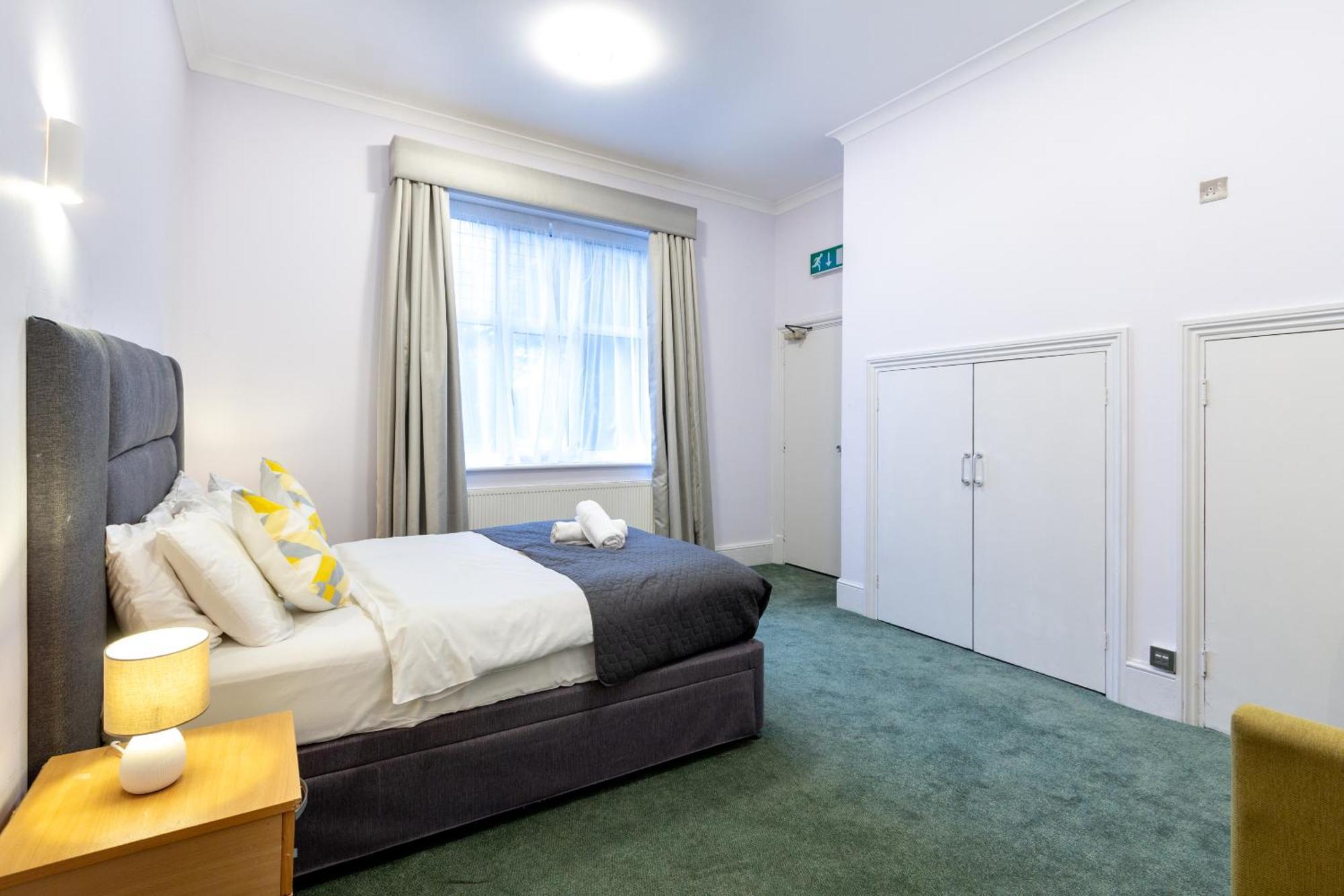 London Gatwick Inn Exteriör bild