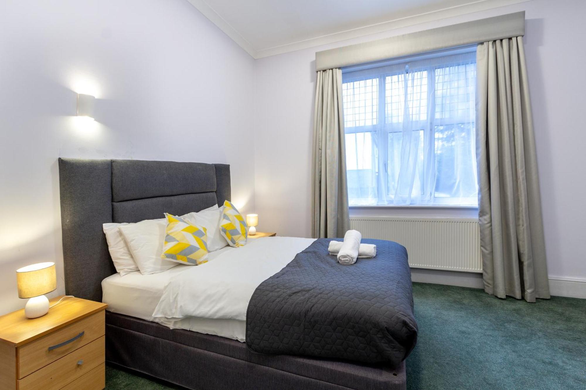 London Gatwick Inn Exteriör bild